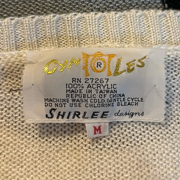 Vintage Rabbit Sweater - Picture 6 of 6